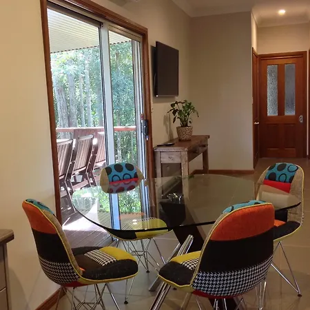 Mistinthegumtrees Eco Luxury Cabins Cooranbong Exterior photo