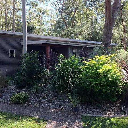 Mistinthegumtrees Eco Luxury Cabins Cooranbong Exterior photo