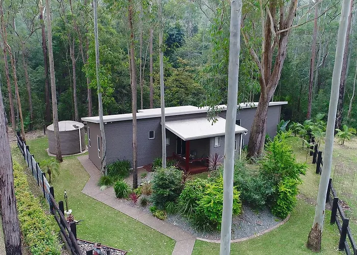 Mistinthegumtrees Eco Luxury Cabins
